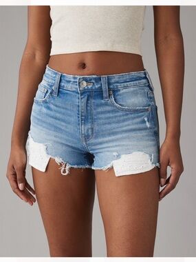 American Eagle Outfitters Curvy High-Rise Shortie in Medium Indigo